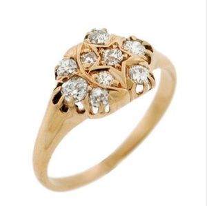 Moon and star diamond cluster ring 14k